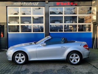 Mercedes-Benz SLK 200 Kompressor / Lederen bekleding / Parkeersensoren / Lichtmetalen velgen