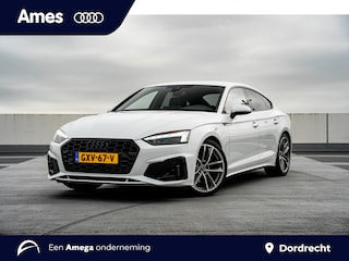 Audi A5 Sportback 35 TFSI 150pk S edition Competition | Optiekpakket zwart plus | Achteruitrijcamera | Stoelverwarming Dit betreft een demo auto, informeer naar de beschikbaarheid