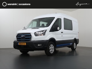 Ford Transit 350 L2 H2 Trend 68 kWh | Dubbele Cabine | Navigatie | Airco | Parkeercamera | LM Velgen | 6-persoons | 317 KM bereik |