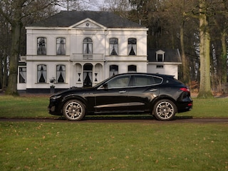 Maserati Levante 3.0 V6 D AWD GranLusso | Luchtvering