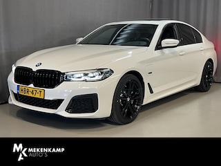 BMW 530e Business Edition Plus M Sport 19"/Schuif-kanteldak/Trekhaak/Camera/Stoelverwarming + memory/PDC v+a/LED