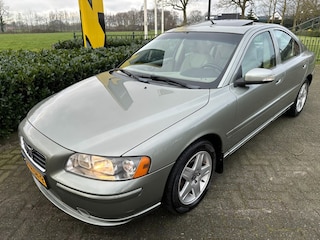Volvo S60 2.5T 154 kW Summum Schuifdak / Leder / Bose
