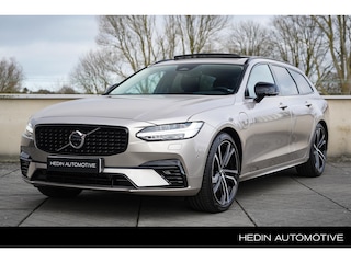Volvo V90 2.0 T6 Plug-in hybrid AWD Ultimate Dark Volvo V90 2.0 T6 Recharge AWD Ultimate Dark | Panoramadak | Geventileerd leder | Luchtvering | Head-up Display | 360 Camera |