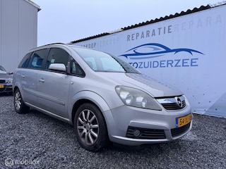 Opel Zafira 1.6 Executive