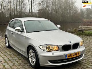 BMW 118i EffDyn. Ed. Business Line Ultimate Edition 1e eigenaar dealer onderhouden uniek km leerbekeleding airco