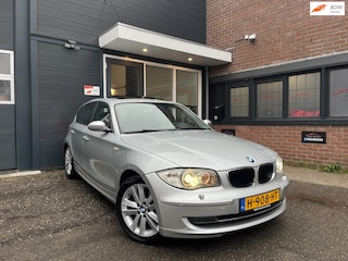 BMW 116i High Executive|NAVI|DAK|PDC|XENON|STOEL.VERW