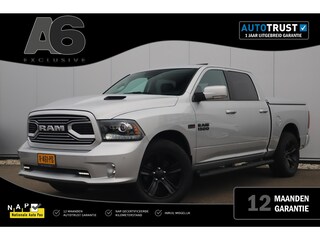 Dodge Ram 1500 5.7 V8 4x4 Quad Cab 6'4 Laramie Silver / Black Trekhaak Schuifdak Leder Alpine Sound 20 inch LMV Stuur & Stoelverwarming 3500KG Trekgewicht