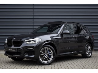 BMW X3 xDrive30e High Executive M Sport | Panoramadak | Camera | Adaptief Onderstel | CarPlay | Adaptive LED | Donker Getint Glas |
