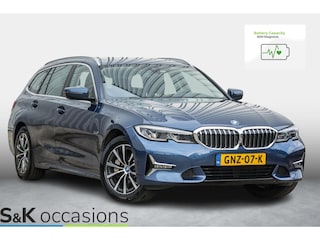 BMW 3-serie Touring 330e xDrive Pano Led Leder Business Edition Plus