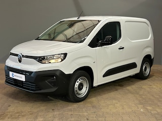 Citroën Berlingo 1.5 BlueHDi 100 S&S L1 Citroen Berlingo 1.5 BlueHDi 100 S&S L1 € 2.945,- Voorraad Voordeel | Pakket Climate Access & Go Comfort | 10” SD Radio DAB + | Trekhaak voorbereiding Uit voorraad leverbaar en 2,9% financial lease