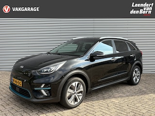 Kia Niro DynamicPlusLine 64 kWh 3-Fase Schuif-/kantel Dak | Groot scherm Navigatie | Adaptieve Cruise | Parkeersensoren | Stoel + stuur verwarming | Climate