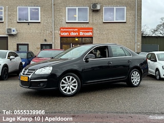 Volkswagen Jetta 1.4 TSI Comfortline Navi Climate Cruise Ctr Pdc Lmv Apk 01.03.2025