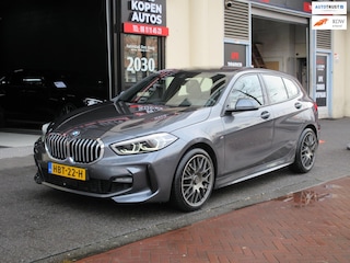 BMW 118i High Executive M Sport Aut Navi Leer