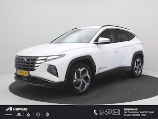Hyundai Tucson 1.6 T-GDI PHEV Comfort Smart 4WD / 1350KG Trekgewicht / Navigatie + Apple Carplay/Android Auto / Climate Control / Keyless Entry & Start / 19" LMV / Automatische Achterklep / Bluelink /
