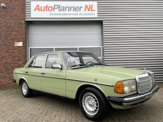 Mercedes-Benz 200-serie 200-280 (W123) D! Belastingvrij! Oldtimer!