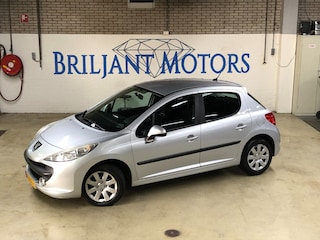 Peugeot 207 1.4 Vti