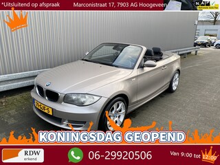BMW 1-serie Cabrio 118i High Executive 133Dkm.NAP, AUTOMAAT, Leer, Clima, CC, LM, Afn.Trekh, nw. APK – Inruil Mogelijk –