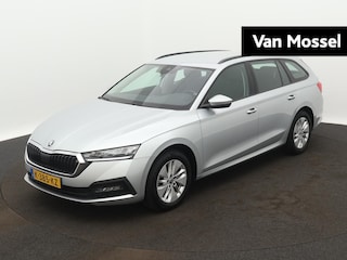 Skoda Octavia Combi 1.0 TSI Ambition | KERSTPRIJS 17855 NETTO RIJKLAAR | TREKHAAK | NAVIGATIE | CRUISE CONTROL | PARKEERSENSOREN | DIGITAAL DASHBOARD |