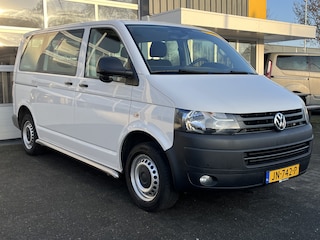 Volkswagen Transporter Kombi 8-persoons 2.0 TDI DSG Automaat L1H1 BTW en BPM vrij Airco Cruise control Trekhaak PDC 1e eigenaar Euro 5 Personenbus Kombi Combi Tourer Groepsvervoer Peronenvervoer