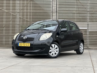 Toyota Yaris 1.3 VVTI SOL AIRCO !!
