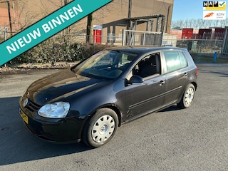 Volkswagen Golf 1.6 FSI Optive LEUKE AUTO RIJDT EN SCHAKELT GOED