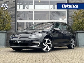 Volkswagen Golf 100KW - LEDER - SPORTST. - VIRTU - DYNAUDIO - CAMERA - 18 INCH