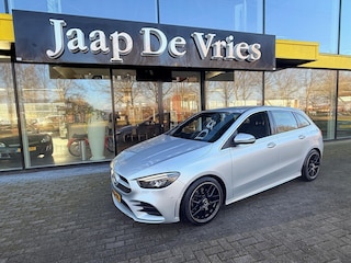 Mercedes-Benz B-klasse 180 Business Solution AMG