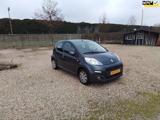 Peugeot 107 1.0 Active NL AUTO LED Airco NW MODEL 2013