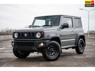 Suzuki Jimny 1.5 Stijl | 4 Persoons | Airco/Clima | Cruise Control | Navigatie | Stoelverwarming | Trekhaak |