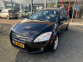 Kia Ceed cee'd Sporty Wagon 1.4 X-ecutive ISG CLIMATE APK 7-25 BJ 2009 !!!