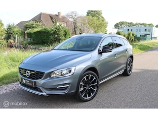 Volvo V60 2.0 D4 AUT / Pano / BLIS / Navi