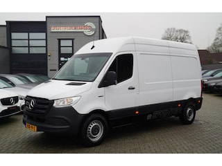 Mercedes-Benz Sprinter L2H2 41 kWh | Schuifdeur | 3 pers | Stoelverwarming | Climatronic | CAMERA | NAP | excl btw