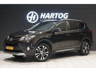 Toyota RAV4 2.2D Style 4WD + TREKHAAK / CAMERA