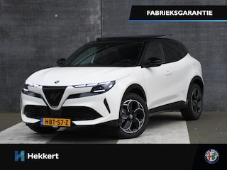 Alfa Romeo Junior Ibrida Speciale 1.2 Hybrid 136pk Automaat PANO-DAK | 18''LM | DODE HOEK | ADAP. CRUISE | LED