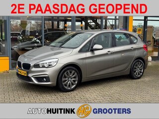BMW 2-serie Tourer 218i 136pk - navi - sensoren - trekhaak
