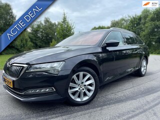 Skoda Superb Combi 1.4 PHEV Sportline Business | Plug in Hybride | Automaat | Navi | Carplay | Led | LMV | Keyless | Memory |