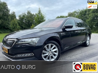 Skoda Superb Combi 1.4 PHEV Sportline Business | Plug in Hybride | Automaat | Navi | Carplay | Led | LMV | Keyless | Memory |