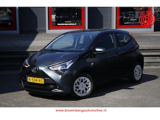 Toyota Aygo 1.0 VVT-i x-play