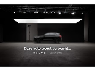 Volvo XC40 Extended Plus 82 kWh | Trekhaak | Stoel en Stuurverwarming |