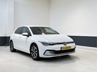 Volkswagen Golf 1.5 TSI | Navi | Apple Carplay | PDC |