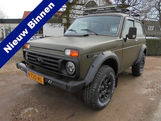 Lada Niva 1.7i ** DIKKE NIVA !!**LED BAR**LEES TEKST**