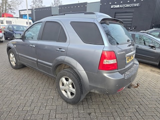 Kia Sorento 2.5 CRDI VGT Adventure motorschade