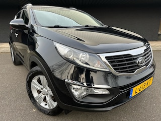 Kia Sportage 1.6 GDI X-tra // Grote beurt + 4 nieuwe banden gehad //