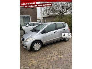 Mercedes-Benz A-klasse 170 Classic LEES TEKST