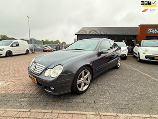 Mercedes-Benz C-klasse Sportcoupé 200 K.*Automaat*Navigatie*Panoramadak*Luxe Uitvoering!!!