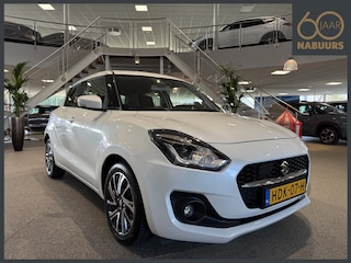 Suzuki Swift 1.2 Style Smart Hybrid, Adaptive, Camera, Clima