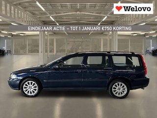 Volvo V70 2.4 Comfort Line Dealer onderhouden, distributie vervangen, garantie+ rijklaar..