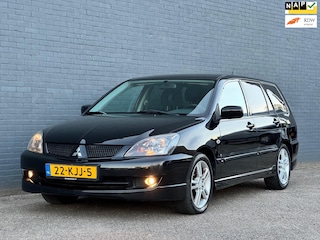 Mitsubishi Lancer Station Wagon 1.6 Intense