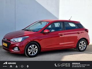 Hyundai i20 1.2 HP Comfort / Navigatie via Android Auto/Apple Carplay / Camera / Stoelverwarming / Stuurverwarming