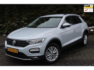 Volkswagen T-Roc 1.6 TDI Style 116PK | Airco | Navigatie | LMV | Cruise Control | PDC V+A | Trekhaak
